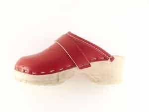 Clogs - ein sommerlicher Damenschuh