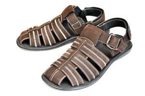 Sommer-Herrenschuhe - Sandalen