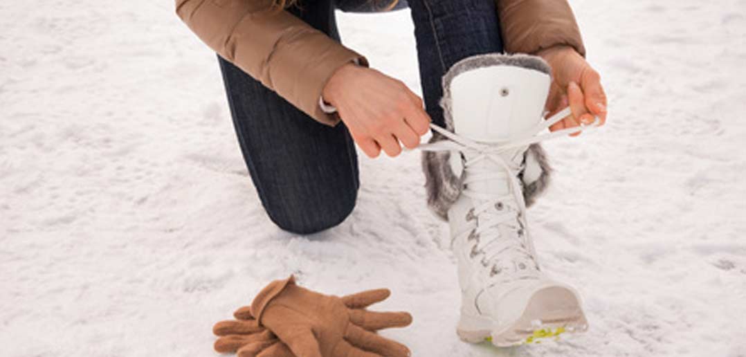 Schneestiefel im kalten Winter